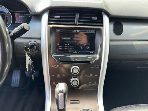 Used 2012 Ford Edge SEL image 19