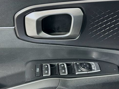 Used 2022 Kia Sorento S FWD image 18