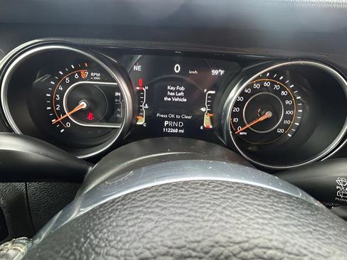 Used 2021 Jeep Wrangler Unlimited Sahara AWD/4WD image 9