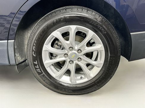 Used 2021 Chevrolet Equinox LT image 11