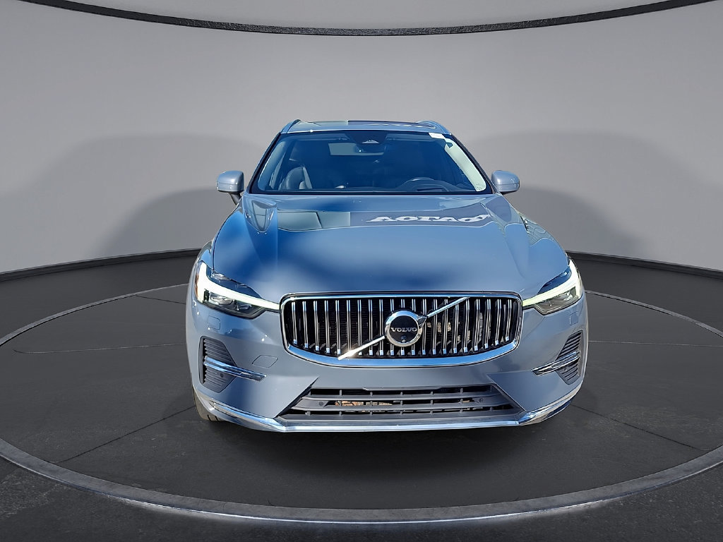Used 2022 Volvo XC60 B5 Inscription w/ Advanced Package FWD image 4