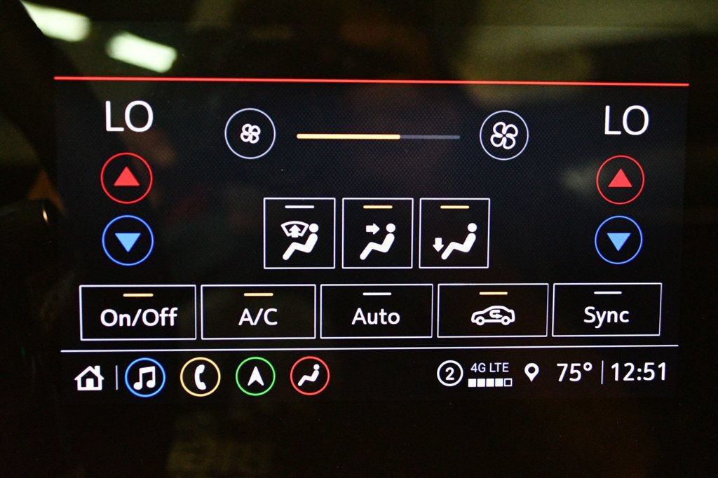 Used 2023 Chevrolet Corvette Stingray Preferred Conv w/ Z51 Performance Package RWD image 58