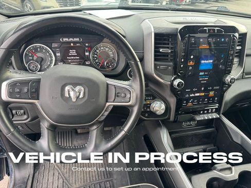 Used 2023 RAM 1500 Laramie AWD/4WD image 14