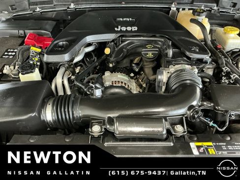 Used 2019 Jeep Wrangler Unlimited Sport S AWD/4WD image 49