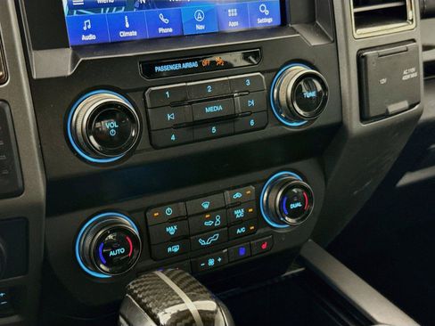 Used 2019 Ford F150 Raptor w/ Equipment Group 802A Luxury AWD/4WD image 18