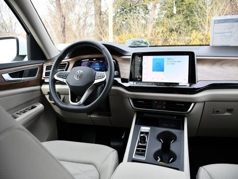 New 2026 Volkswagen Atlas SE AWD/4WD image 18