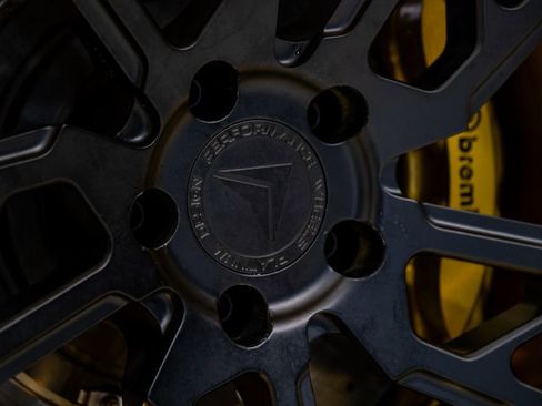 Used 2015 Nissan GT-R Black Edition image 43