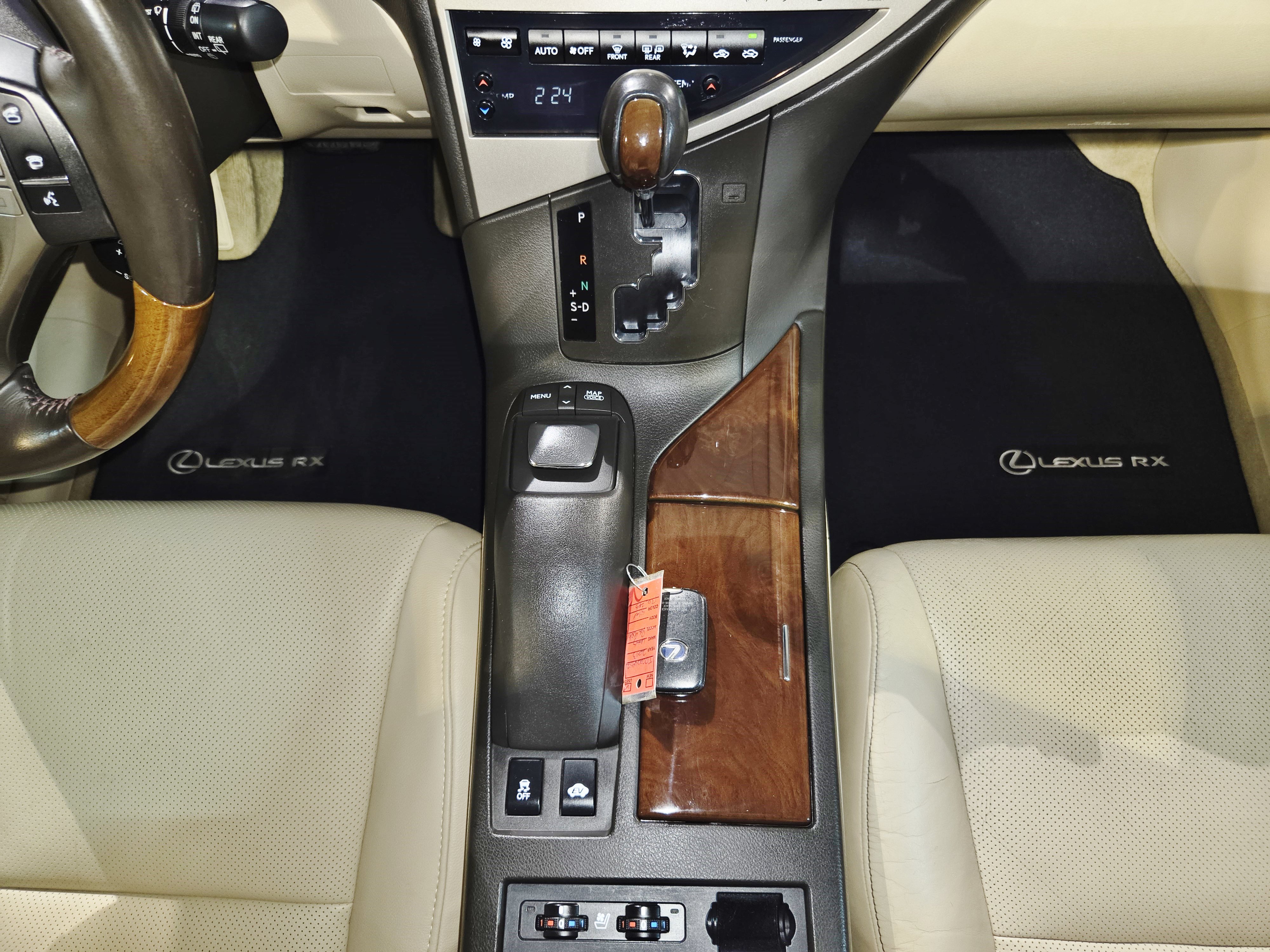 Used 2013 Lexus RX 450h FWD w/ Navigation Pkg image 39