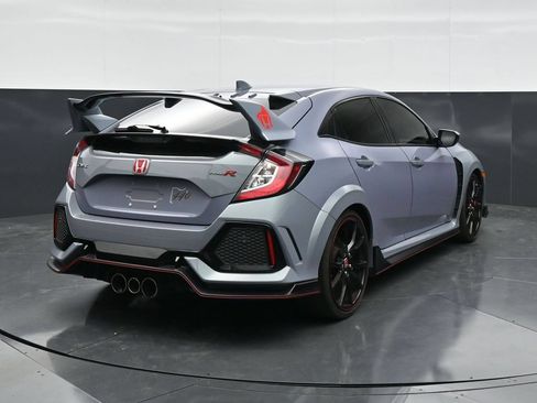 Used 2019 Honda Civic Type R image 8