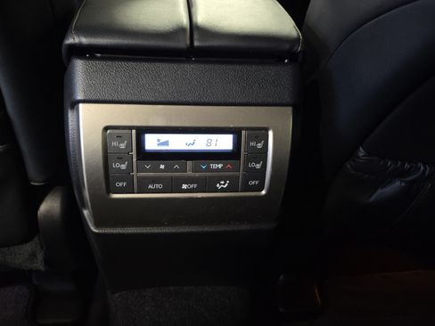 Used 2016 Lexus GX 460 w/ Premium Package AWD/4WD image 17