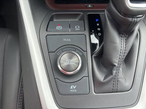 Used 2024 Toyota RAV4 Limited w/ Advanced Technology Package image 19