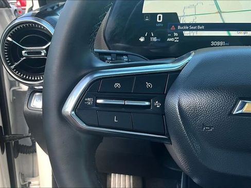 Used 2025 Chevrolet Equinox LT w/ Convenience Package II AWD/4WD image 11