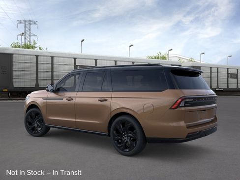 New 2026 Lincoln Navigator L Black Label AWD/4WD image 4