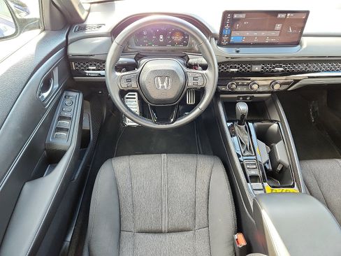 Used 2024 Honda Accord Sport image 11