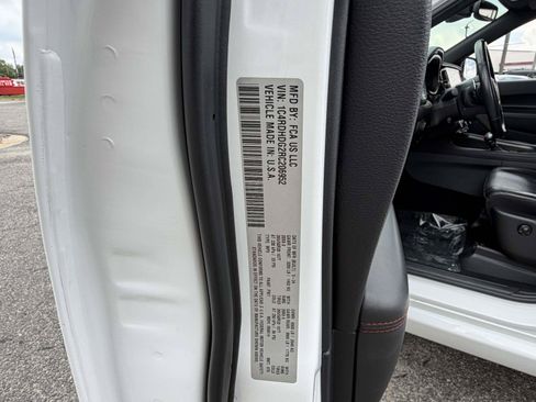 Used 2024 Dodge Durango GT RWD image 38
