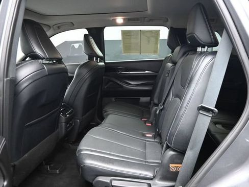 Used 2023 INFINITI QX60 Pure AWD/4WD image 9