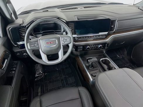 Used 2025 GMC Sierra 1500 Elevation w/ Elevation Premium Package AWD/4WD image 22