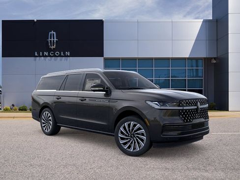 New 2026 Lincoln Navigator L Black Label AWD/4WD image 7