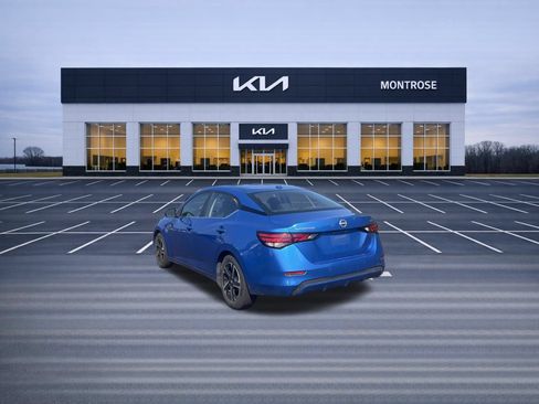 Used 2024 Nissan Sentra SV FWD image 8