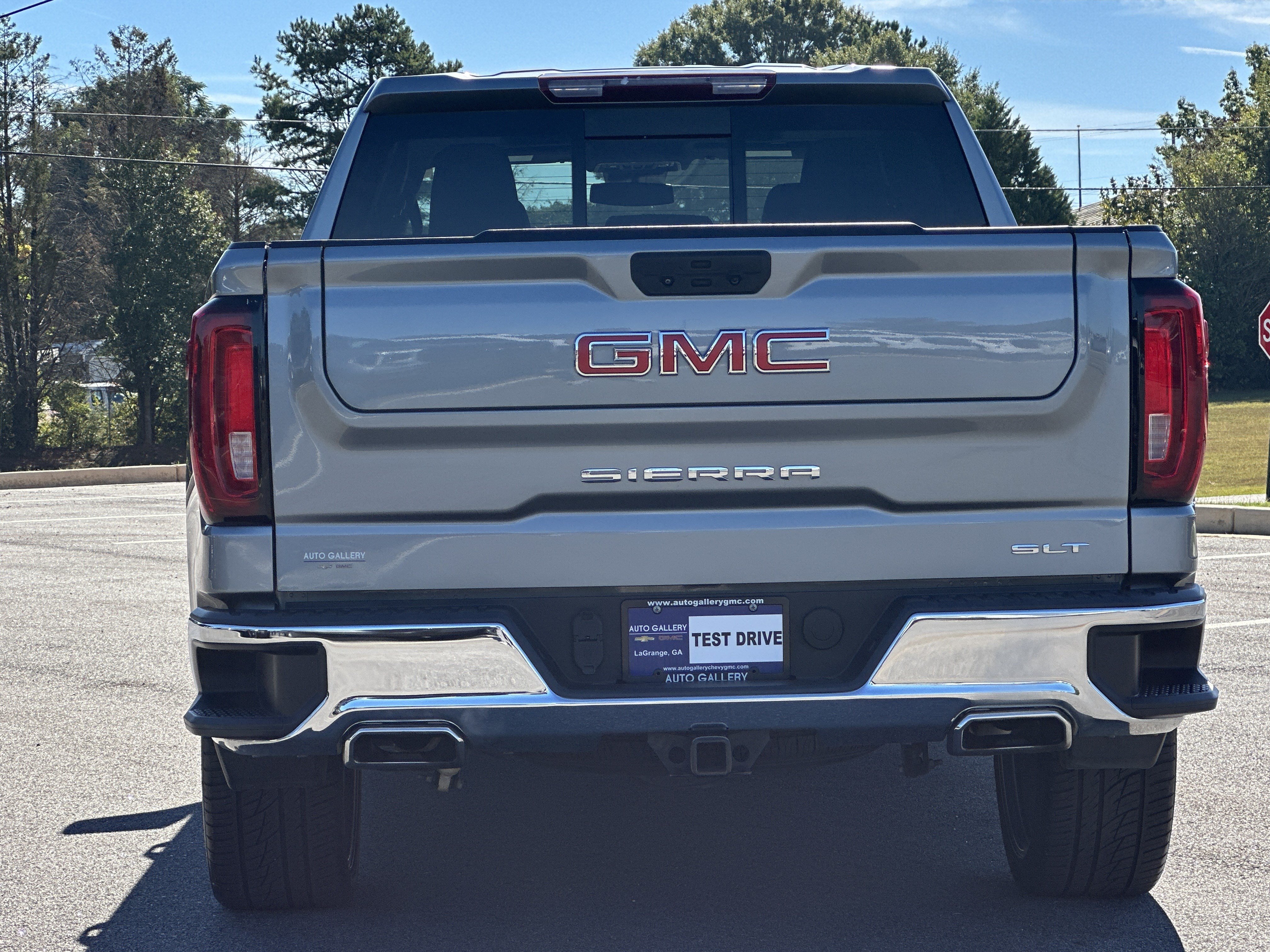 Certified 2023 GMC Sierra 1500 SLT w/ SLT Premium Package AWD/4WD image 7