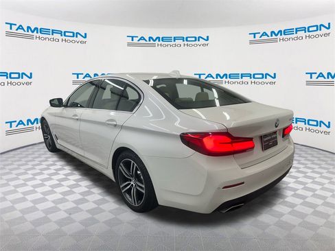 Used 2021 BMW 530i w/ Convenience Package image 3
