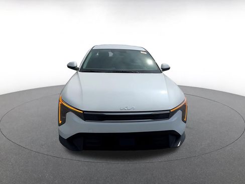 Used 2025 Kia K4 LXS image 4