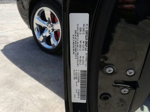 Used 2014 Dodge Challenger R/T RWD image 13