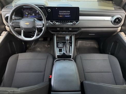 Used 2024 Chevrolet Colorado LT w/ LT Convenience Package II RWD image 13