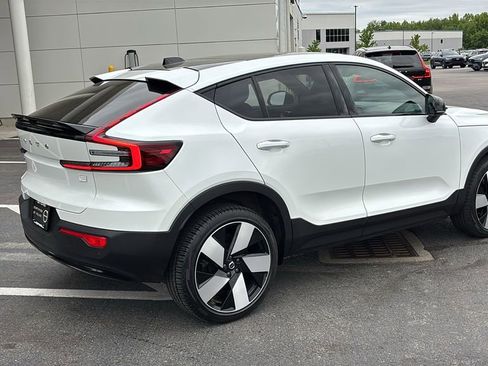Used 2023 Volvo C40 P8 Recharge Ultimate AWD/4WD image 28