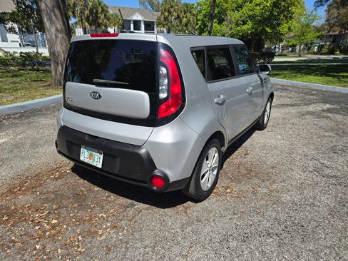 Used 2016 Kia Soul image 5