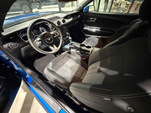 Used 2020 Ford Mustang Coupe RWD image 16