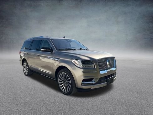 Used 2020 Lincoln Navigator Reserve w/ Luxury Package AWD/4WD image 8