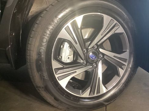 Used 2024 Subaru Crosstrek 2.0i Premium AWD/4WD image 5