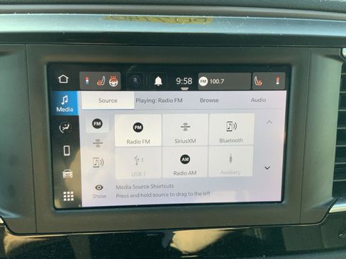 Used 2023 Chrysler Voyager LX FWD image 39