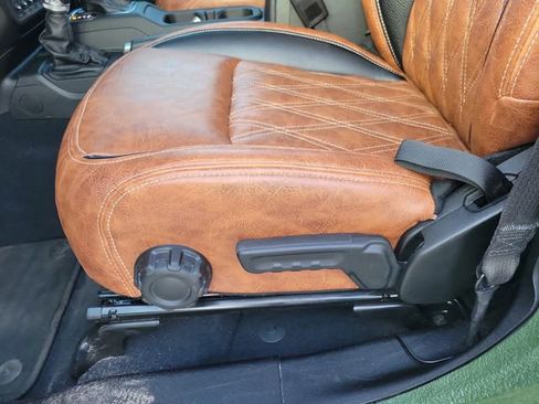 Used 2025 Jeep Wrangler Unlimited Sport AWD/4WD image 14