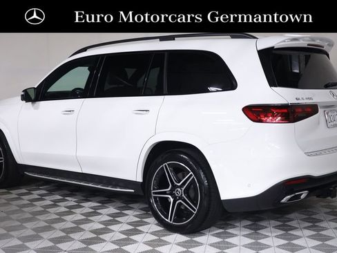 Used 2025 Mercedes-Benz GLS 450 4MATIC w/ AMG Line Exterior image 4