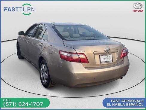 Used 2008 Toyota Camry LE FWD image 8