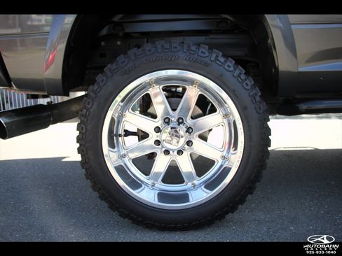 Used 2017 RAM 2500 Laramie w/ Sport Appearance Group AWD/4WD image 23