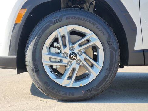 New 2026 Hyundai Tucson SE image 7