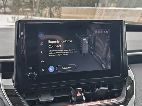 Used 2025 Toyota Corolla LE image 25