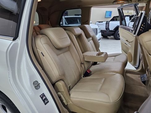Used 2011 Mercedes-Benz GL 450 4MATIC image 24
