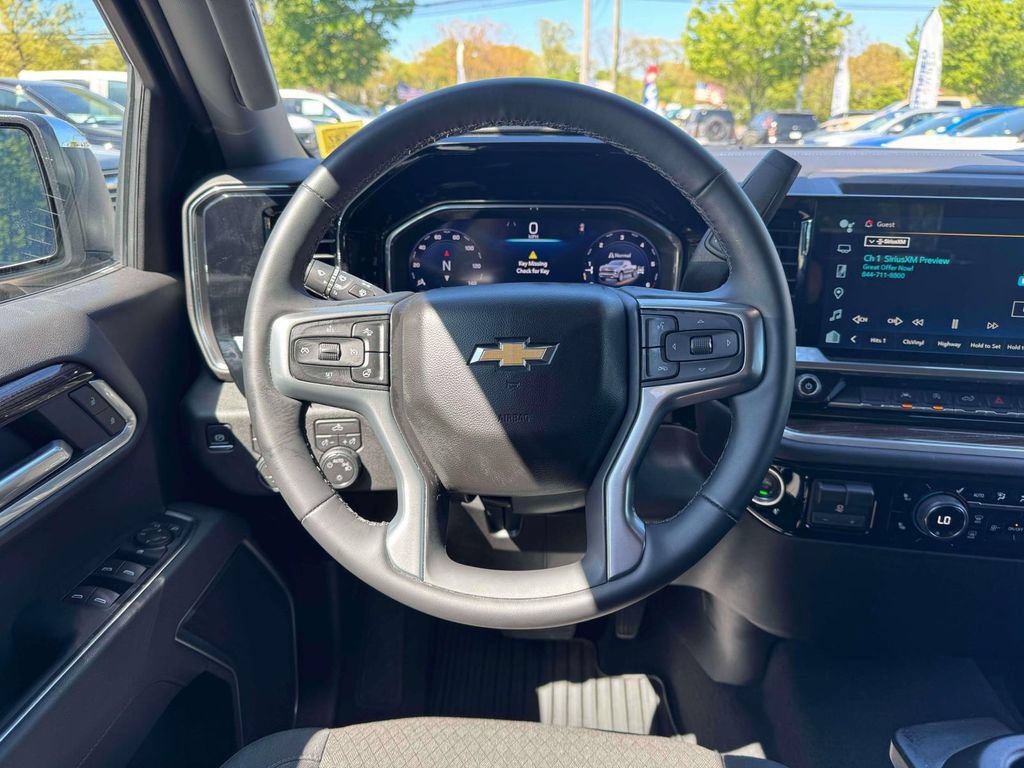 Used 2026 Chevrolet Silverado 1500 LT AWD/4WD image 21