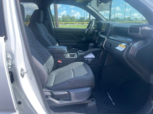 New 2026 Toyota Tacoma SR5 AWD/4WD image 15