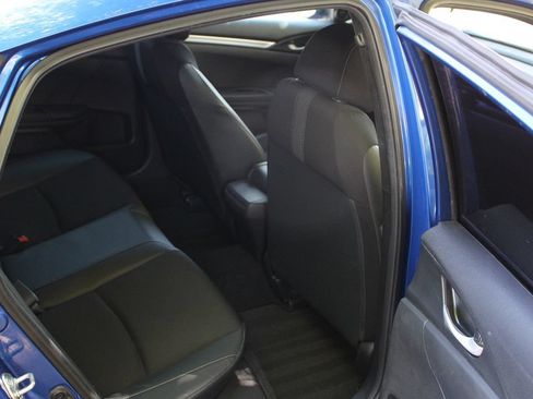 Used 2019 Honda Civic Sport image 14