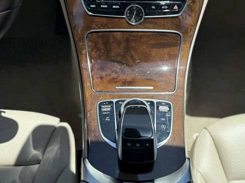 Used 2015 Mercedes-Benz C 300 4MATIC Sedan image 19