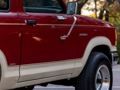 Used 1989 Ford Bronco II 4WD image 33