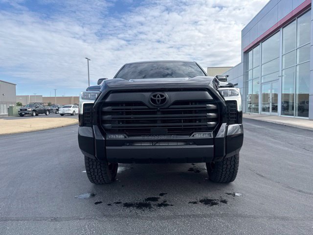 Used 2024 Toyota Tundra Limited AWD/4WD image 2