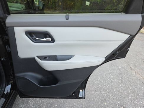 Certified 2023 Nissan Rogue SL w/ SL Premium Package AWD/4WD image 39