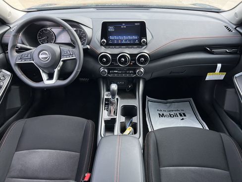 Certified 2025 Nissan Sentra SR image 9