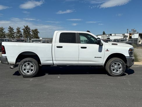 New 2026 RAM 2500 Big Horn AWD/4WD image 2